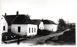 Humpolec, z doby, kdy město končilo poslední stavbou - dnešní hostinec Na Baronce (roh dnešní  Školní a Hálkovy ulice)